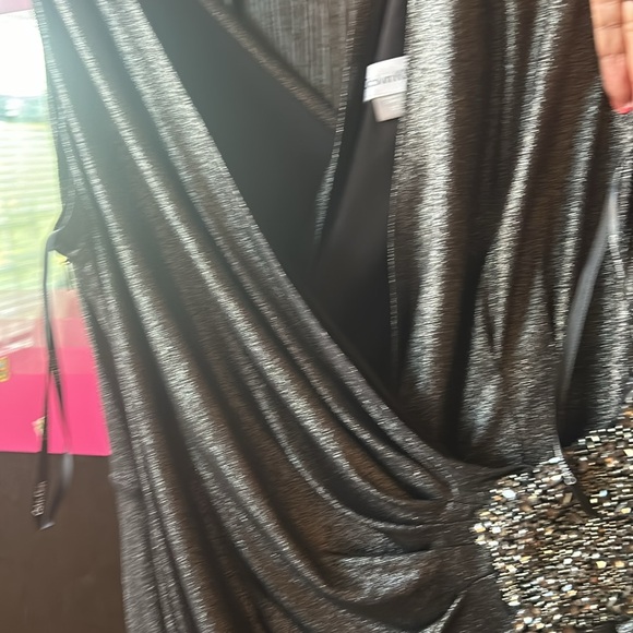 Calvin Klein dress size 12 nice color gun metal black metallic  cleaver cleavage - Picture 11 of 17